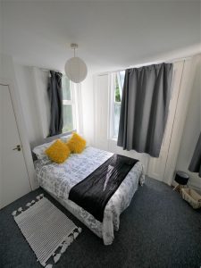 The Mount, Bournemouth, BH!